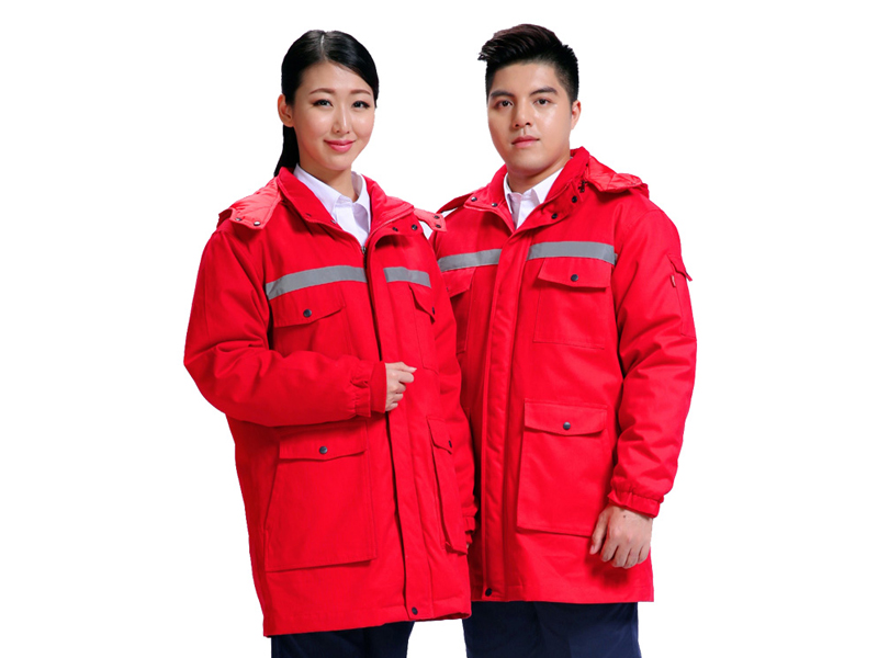 http://www.71645.cn 紅色工作服沖鋒衣展示